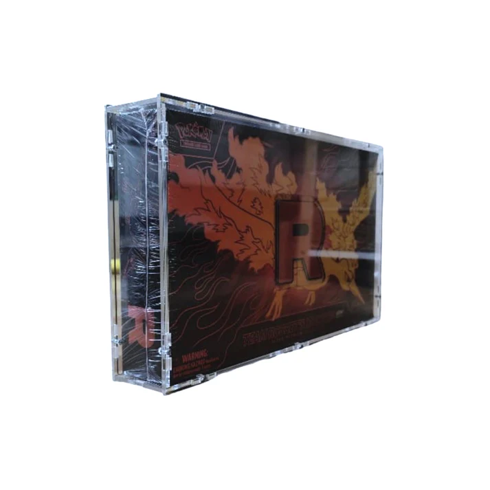 Akrylový box Pokémon Team Rocket Moltres Ultra Premium Collection UPC
